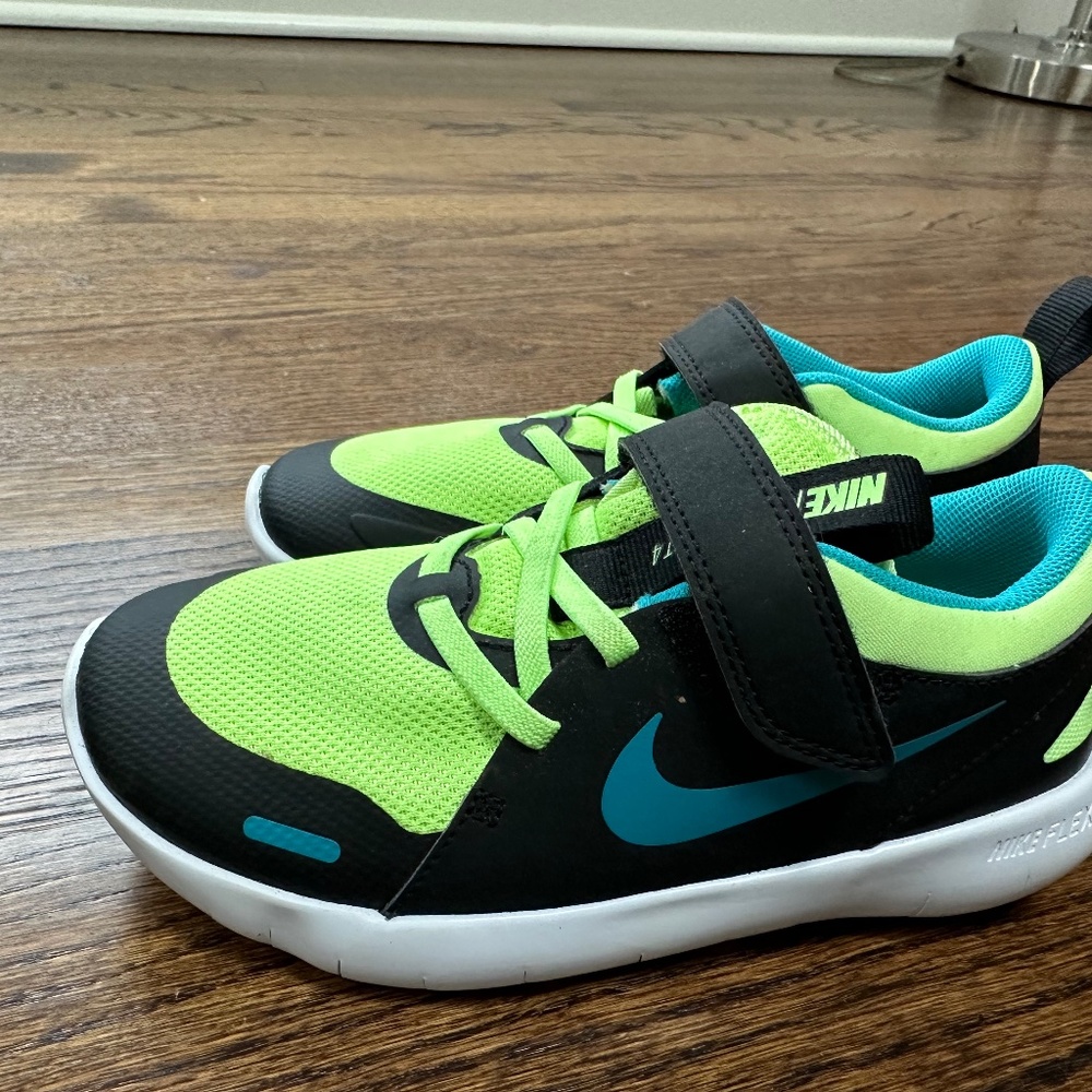 New Nike Boys Sneakers - 13.5 size